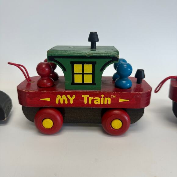 VTG My Train Montgomery Schoolhouse Vermont Wooden Trainset 3 Cars 6 People - Picture 4 of 12